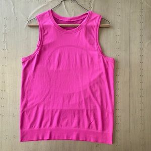 Lululemon ripened raspberry tank size 6